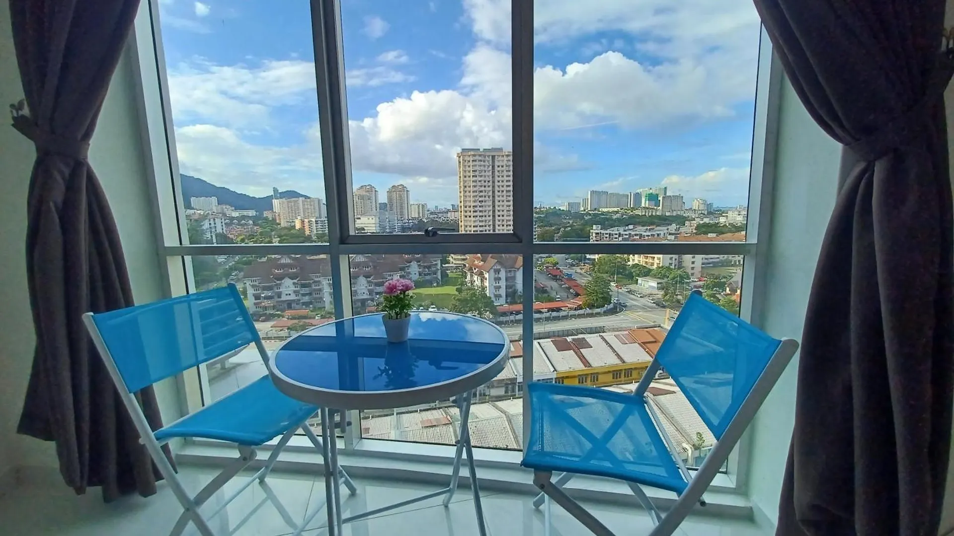 Sy Staycation - Studio Bayan Lepas Apartment